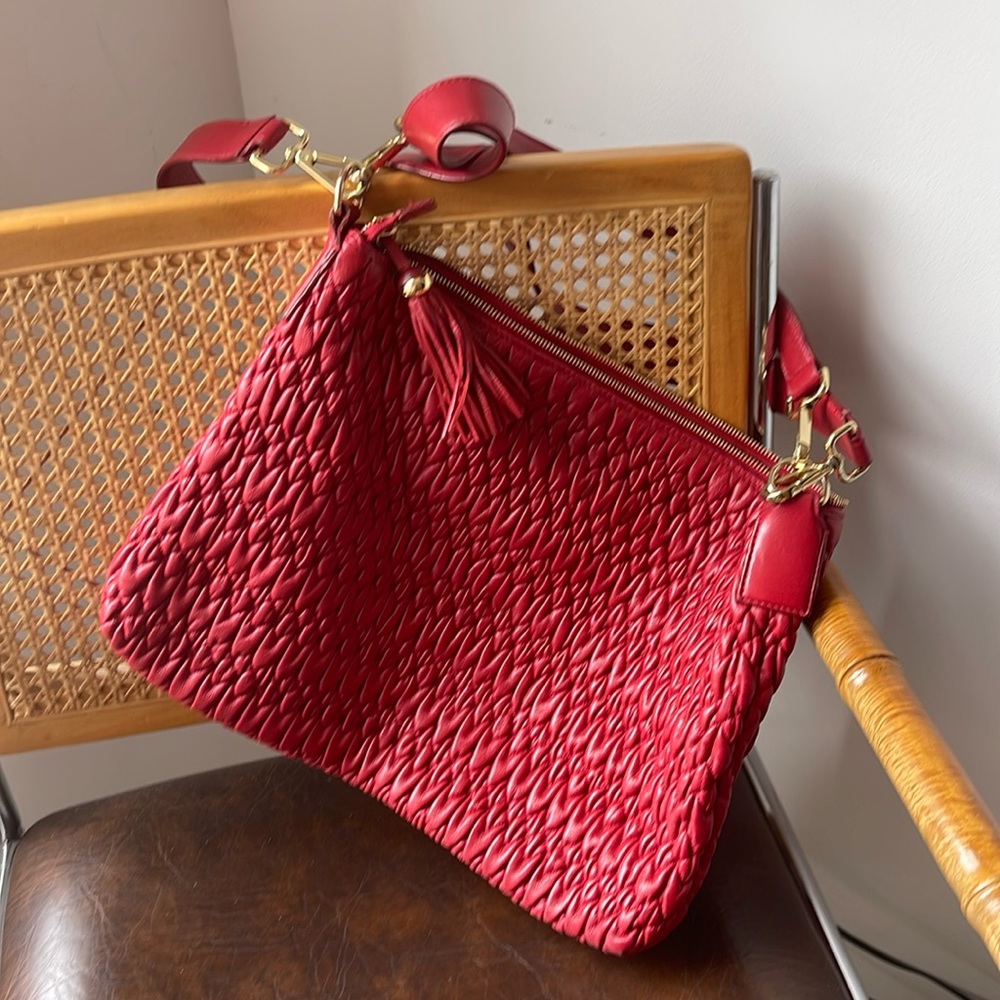 SUAREZ red leather bag